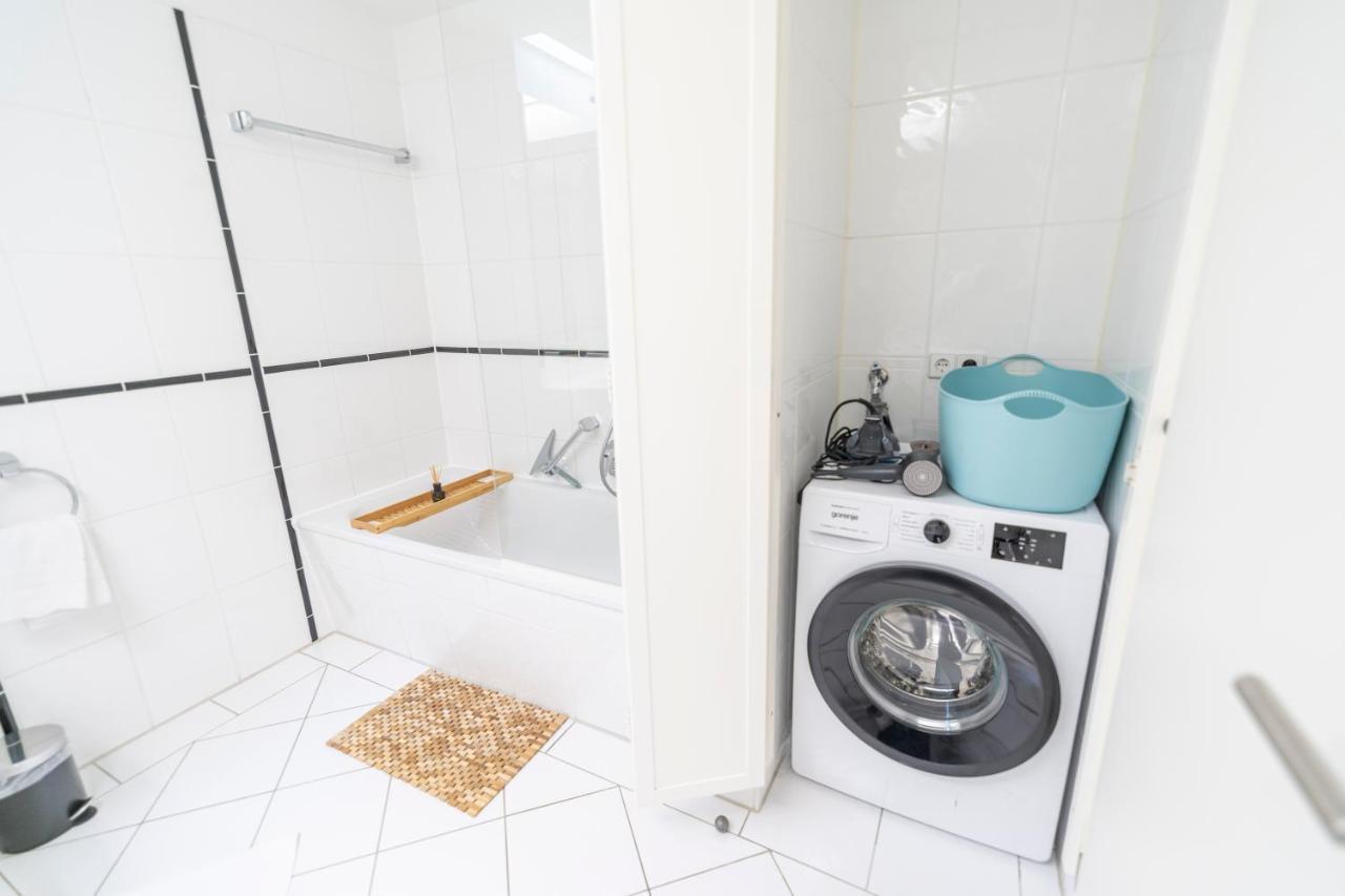 Rr - Unique Apartment 70Qm - Terrace - Washer Magdeburg Dış mekan fotoğraf
